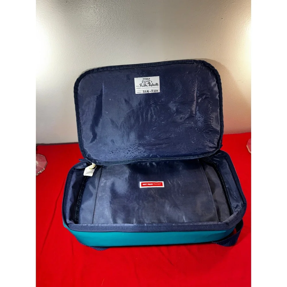 Pyrex Portables Insulated Casserole Carrier Teal Blue Thermal Tote Hot Pocket